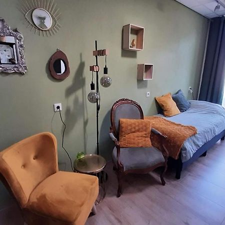 Gastenverblijf Nummer 1 Sommelsdijk Bagian luar foto
