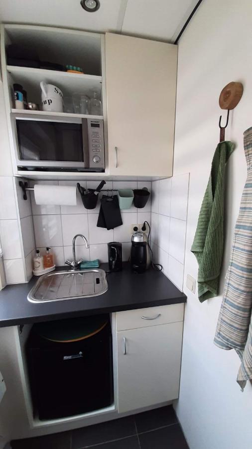 Gastenverblijf Nummer 1 Sommelsdijk Bagian luar foto